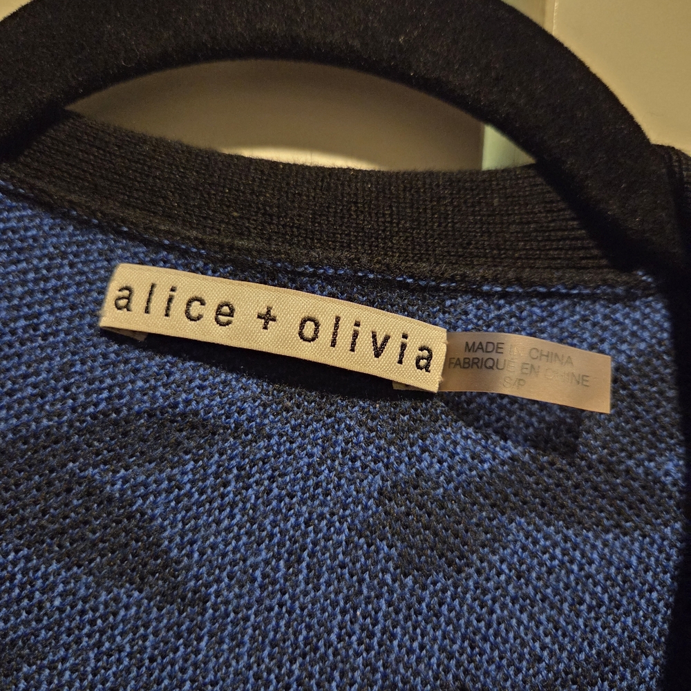 Alice + Olivia Blue Yellow Black And White Floral Cardigan - Picture 3 of 3